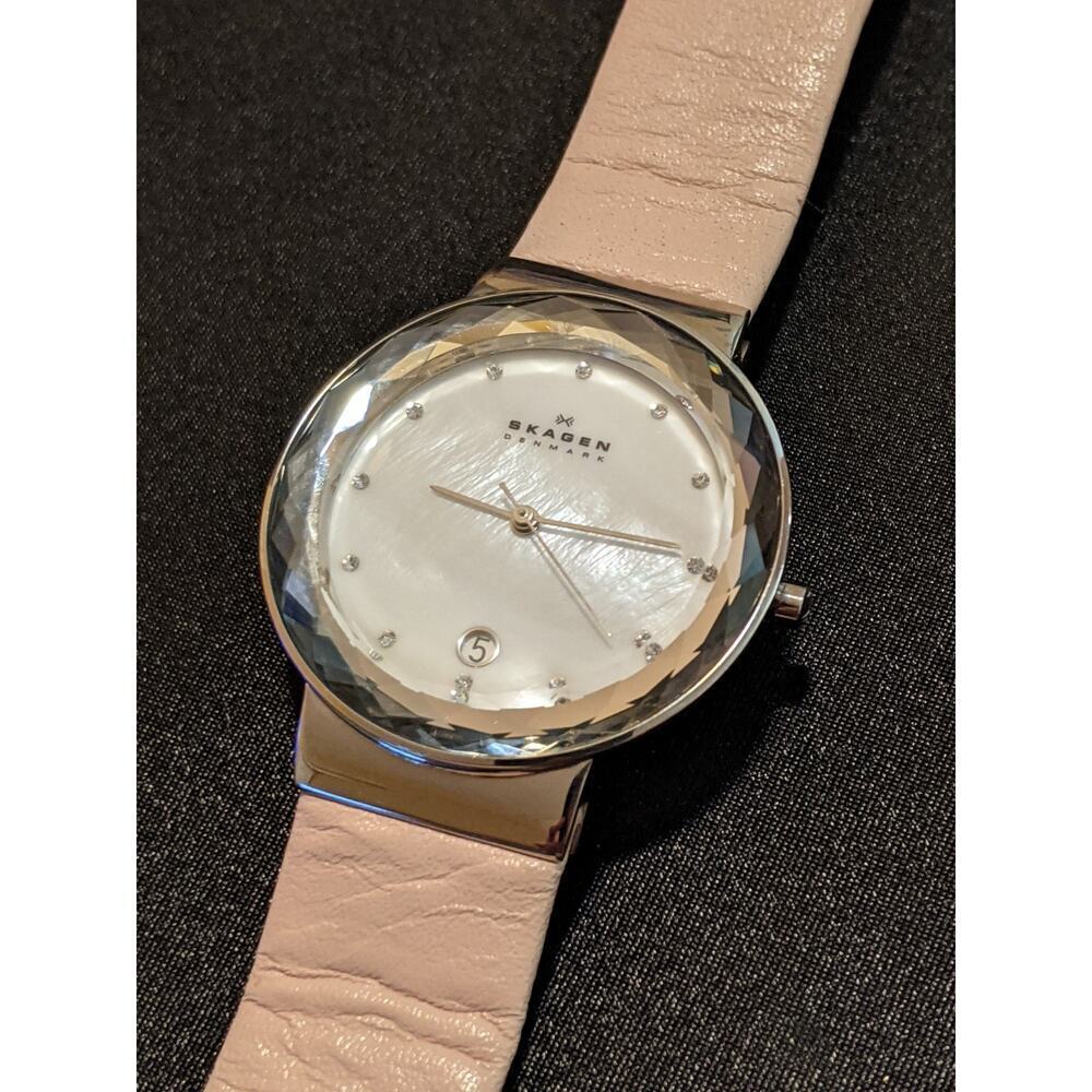 SKAGEN Women's Quartz Watch SKW2165 MOP Crystal Bezel Blush Pink Leather Band